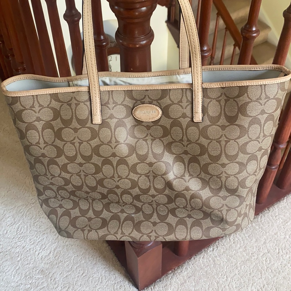 Coach tote purse